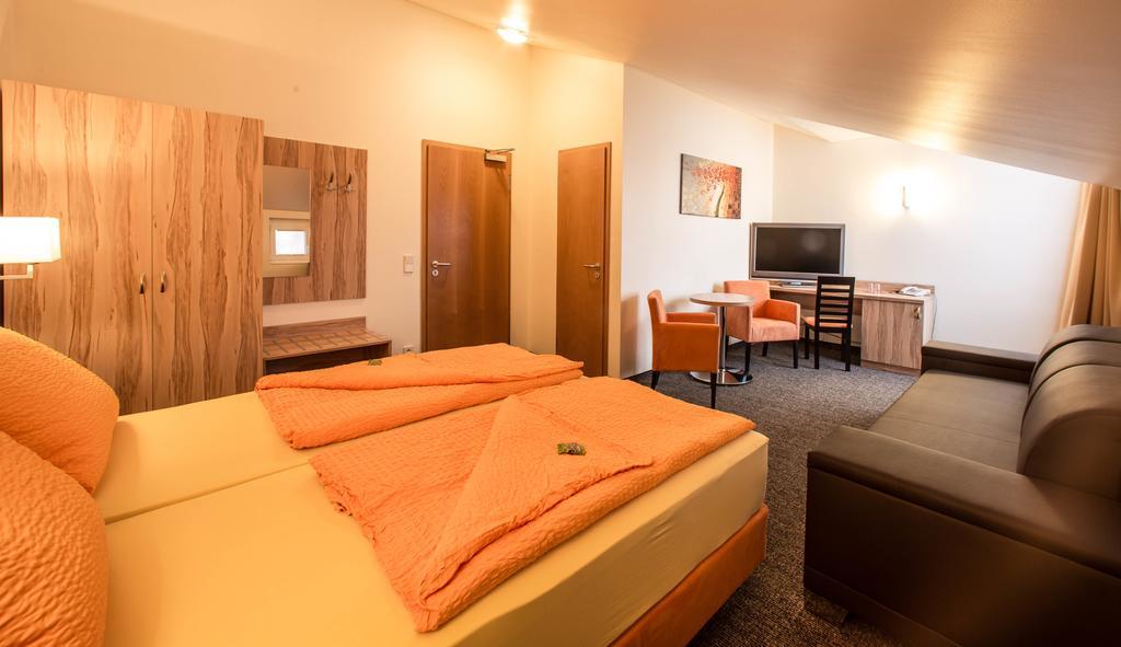 Hotel an der Waldstraße Groß-Zimmern Zimmer foto